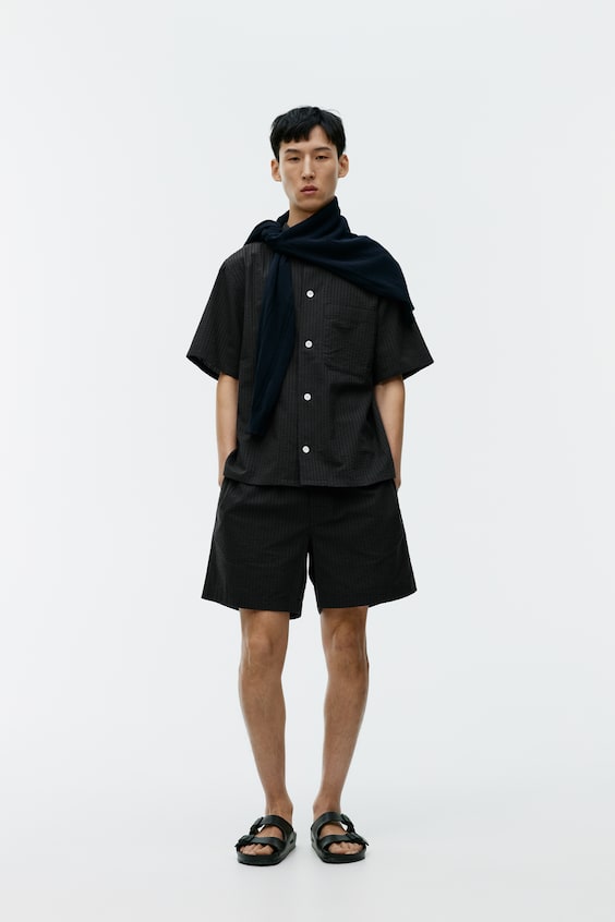 HM Locker Geschnittenes Seersucker-Hemd