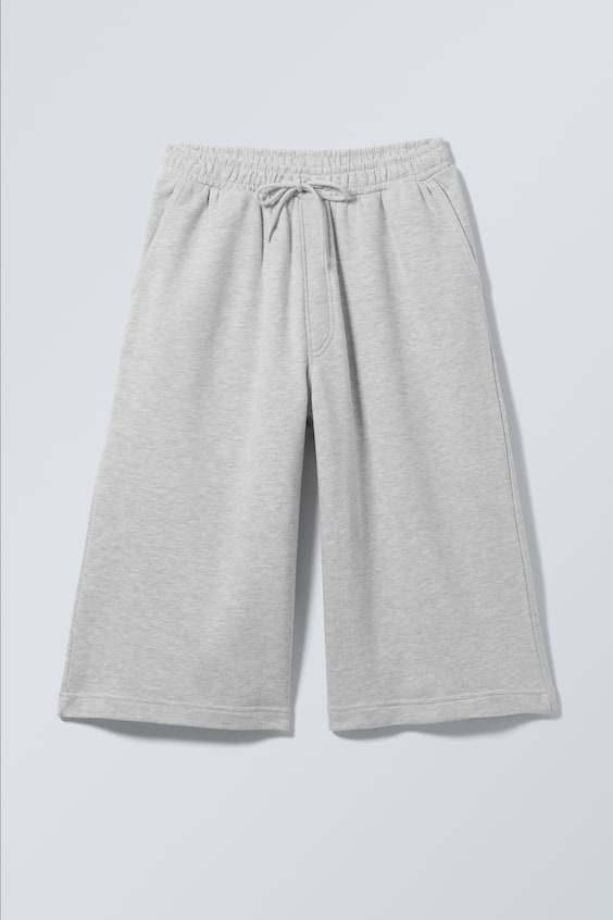 HM Lockere Frottee-Shorts Astro