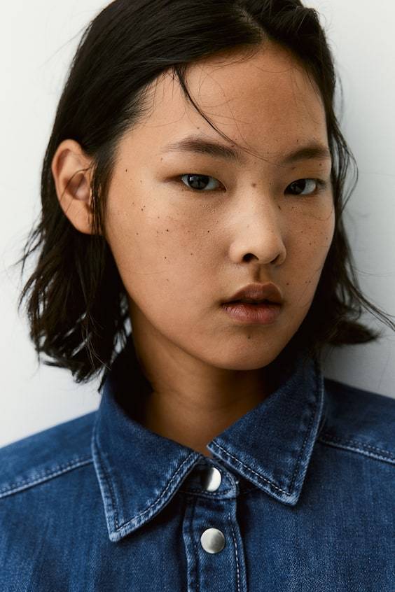 HM Lockere Jeansbluse