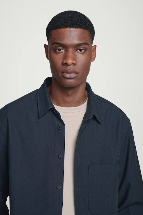 HM LOCKERES HEMD AUS TWILL