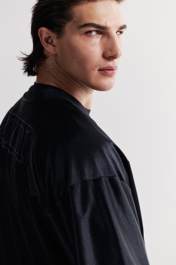 HM Loose Fit Printed Sports Top In DryMove™