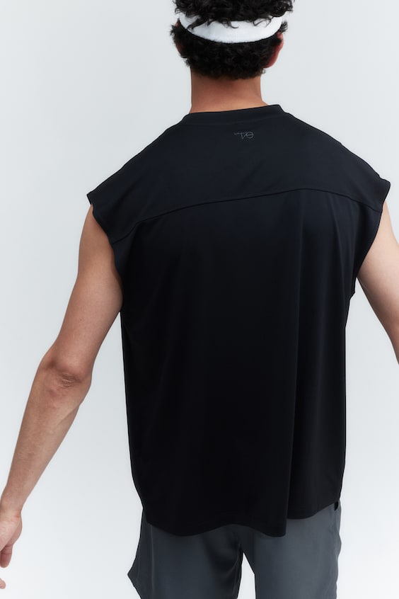 HM Loose Fit Sports Vest Top In DryMove™