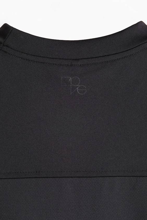 HM Loose Fit Sports Vest Top In DryMove™