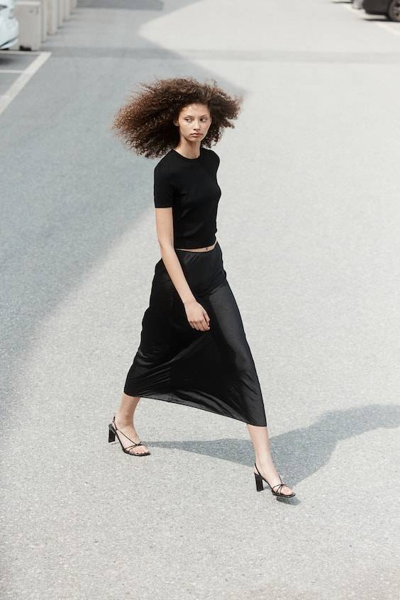 HM Maxirock Aus Gecrinkeltem Satin