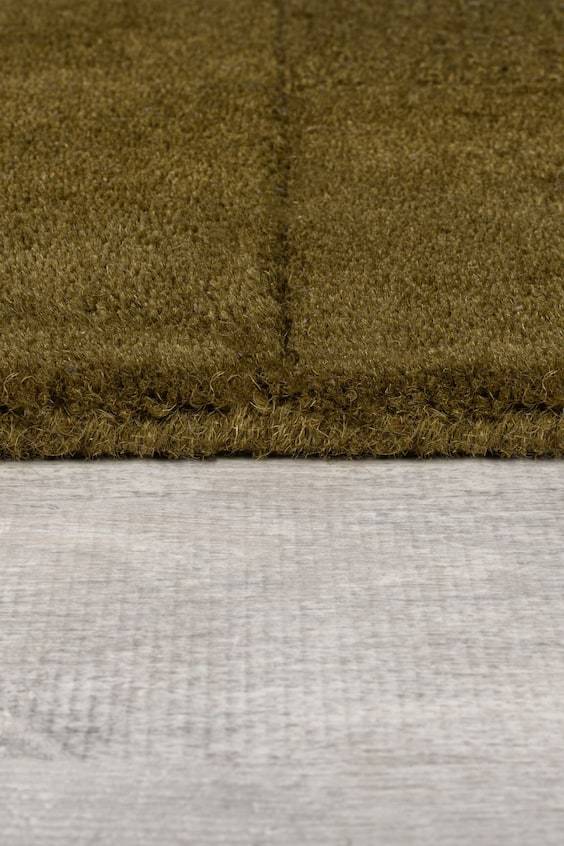 HM Moderner Teppich Aus Wolle Im Schachbrettmuster