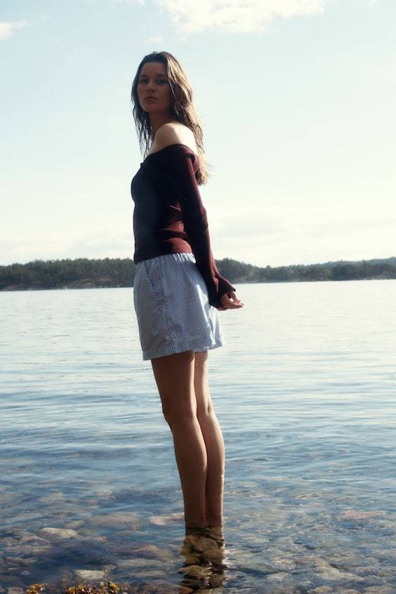 HM Off-Shoulder-Shirt