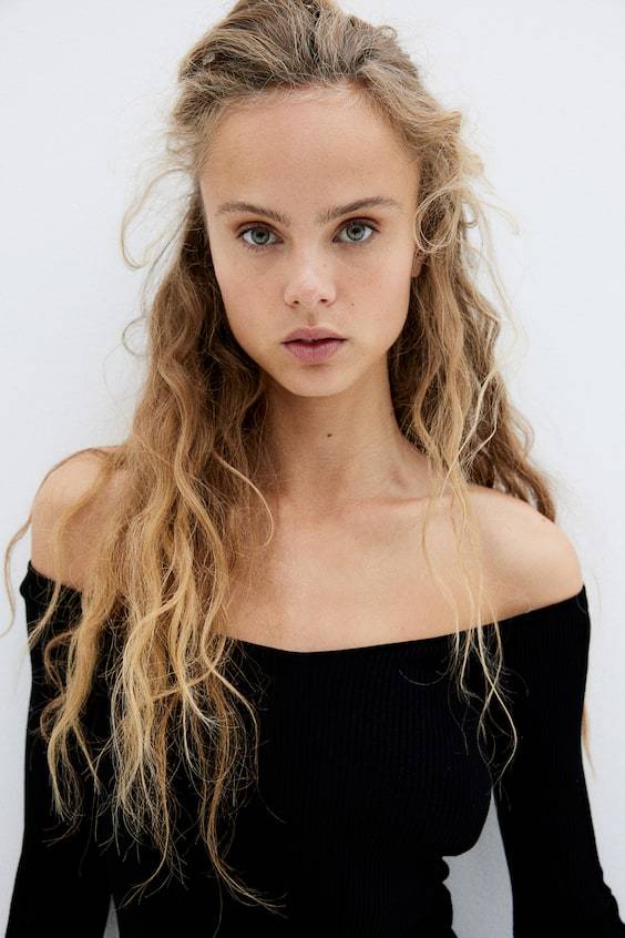 HM Off-Shoulder-Shirt