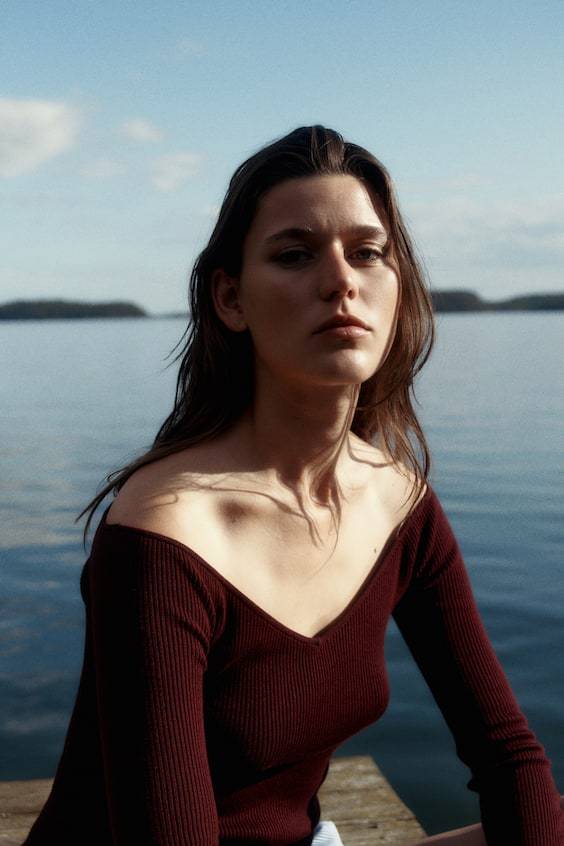 HM Off-Shoulder-Shirt