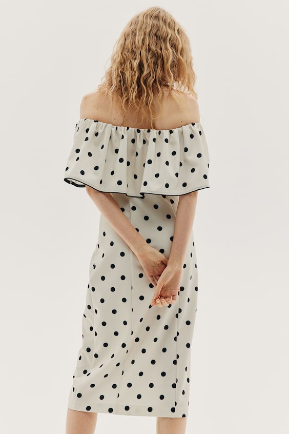 HM Off-the-shoulder Dress