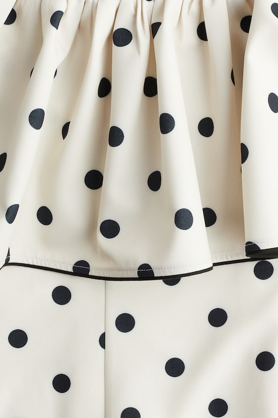 HM Off-the-shoulder Dress