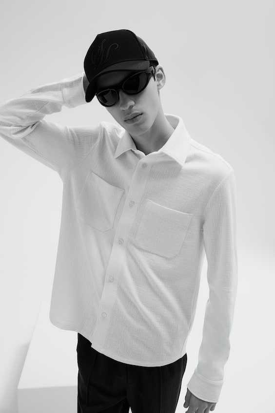 HM Overshirt mit Struktur in Regular Fit