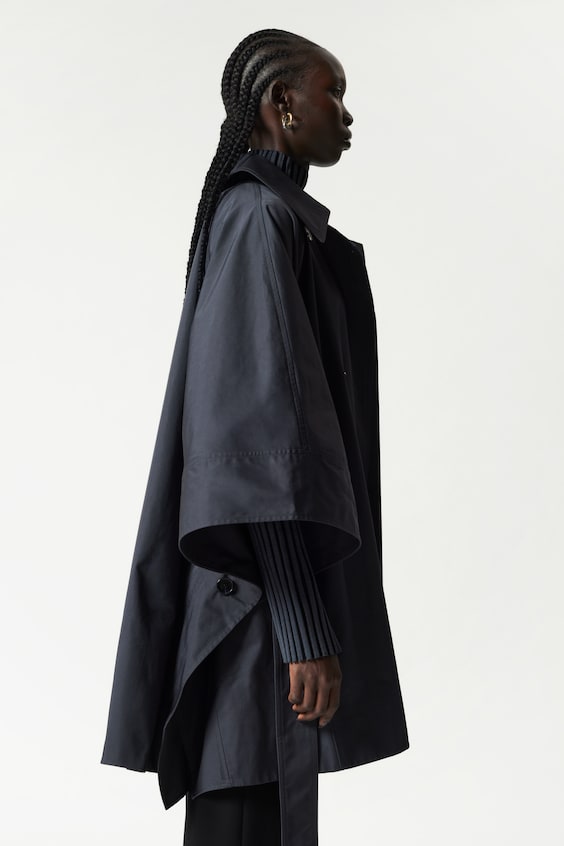 HM Oversized-Cape Im Trenchcoat-Stil