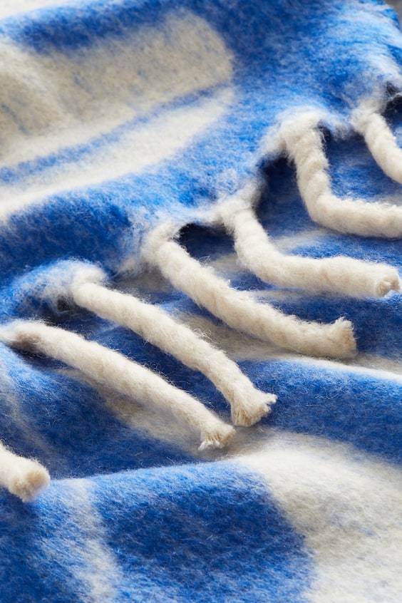 HM Patterned Wool-blend Blanket