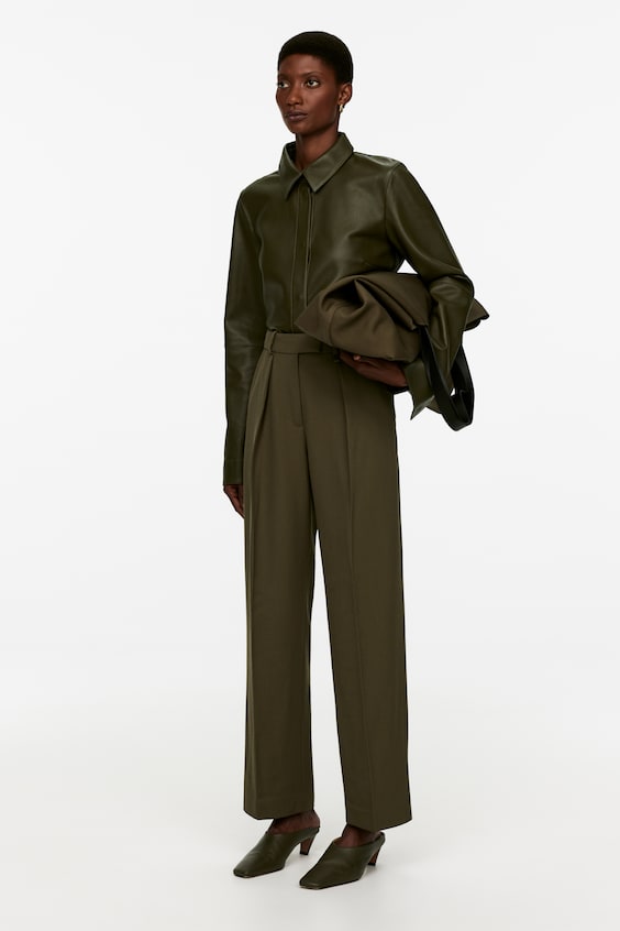 HM Pleated Twill Trousers