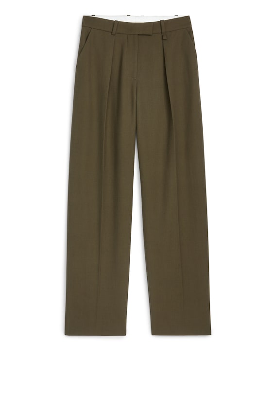 HM Pleated Twill Trousers