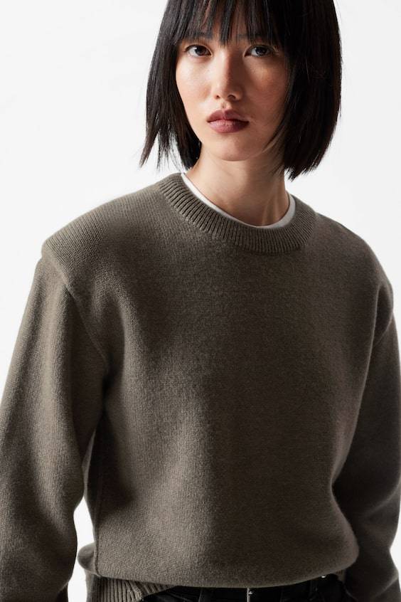 HM Pullover Aus Merinowolle Mit Schulterpolstern