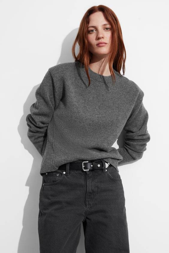 HM Pullover aus Merinowolle mit Schulterpolstern