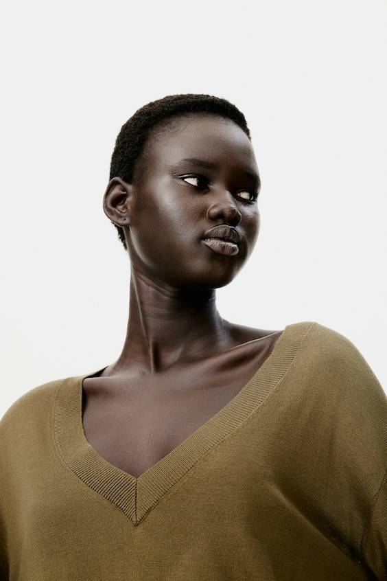 HM Pullover mit V-Ausschnitt