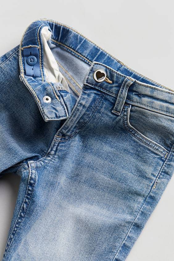 HM Relaxed Fit Jeans