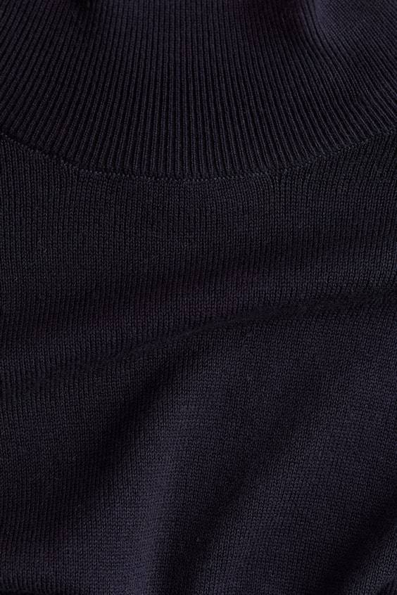 HM Rollkragenpullover