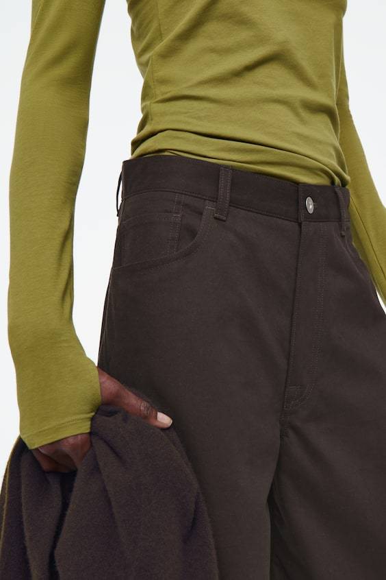 HM SCHMAL GESCHNITTENES LANGARMSHIRT