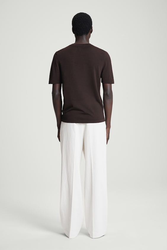 HM SCHMAL GESCHNITTENES STRICK-T-SHIRT AUS SEIDE