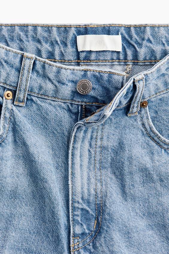 HM Schmal Zulaufende Jeans Bügelfalten