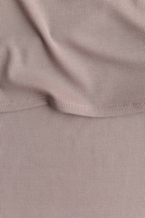 HM Schulterfreies Kleid Mit Umschlagrand