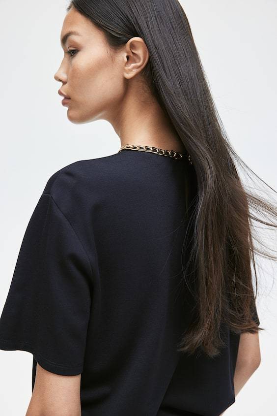 HM Shirt Mit Zierkette