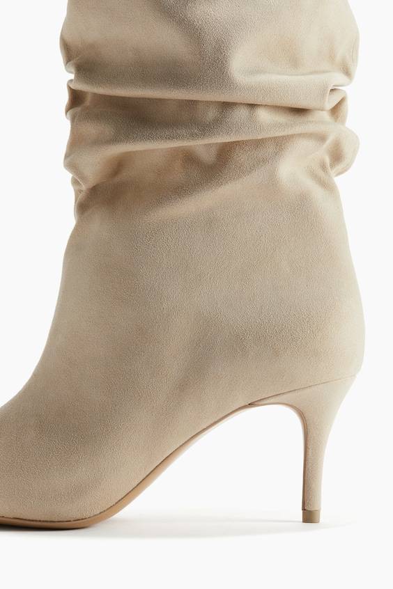 HM Stiefel Mit Gerafftem Schaft