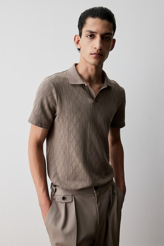HM Strukturiertes Poloshirt in Slim Fit
