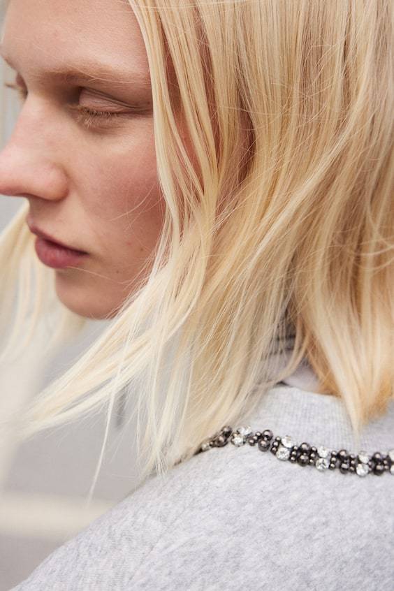 HM Sweatshirt Mit Verzierung