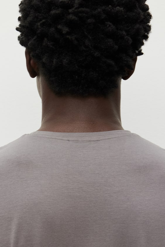 HM T-Shirt In Slim Fit