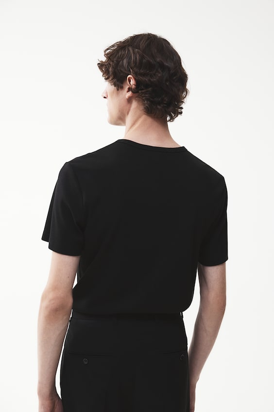 HM T-Shirt In Slim Fit