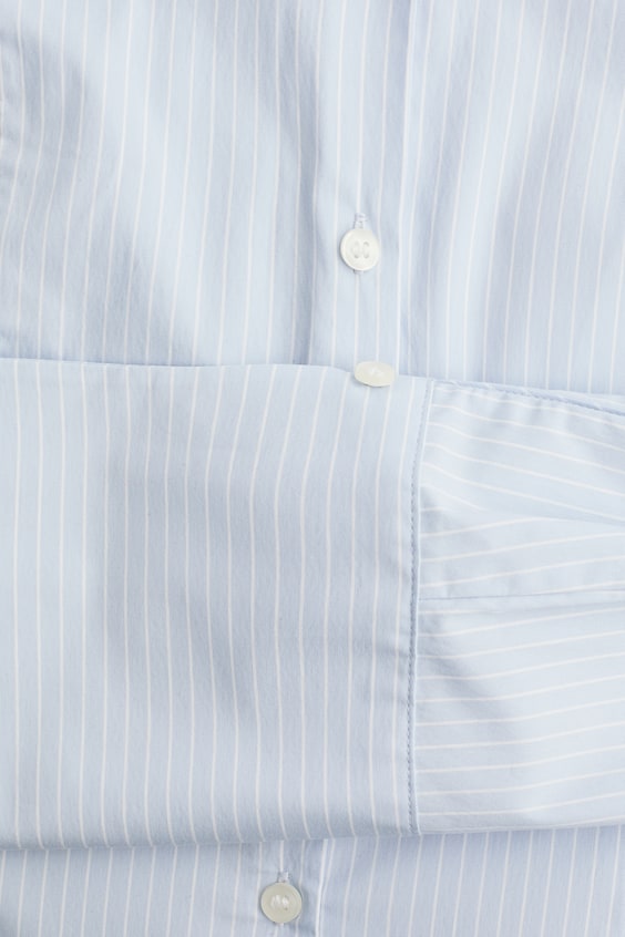 HM Taillierte Bluse Mit Schulterpolstern