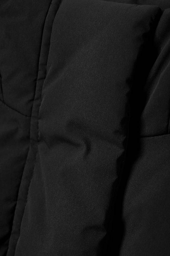 HM Taillierte Pufferjacke