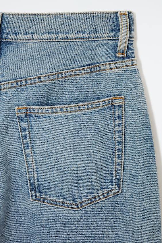 HM TIDE JEANS – WEITES BEIN