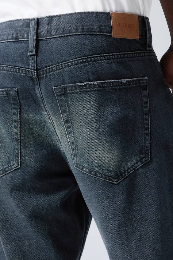 HM Time Lockere Bootcut-Jeans