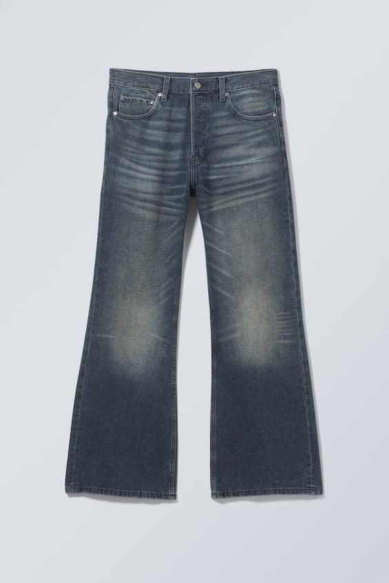 HM Time Lockere Bootcut-Jeans