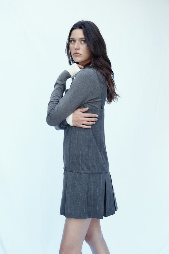 HM Trägerkleid Mit Faltenrock