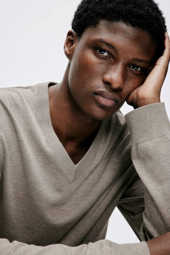 HM V-Pullover Aus Feinstrick In Slim Fit