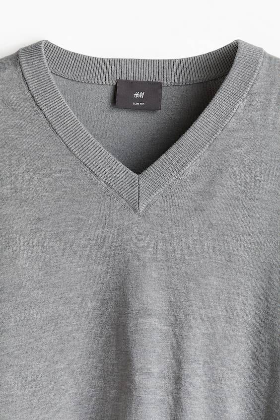 HM V-Pullover Aus Feinstrick In Slim Fit