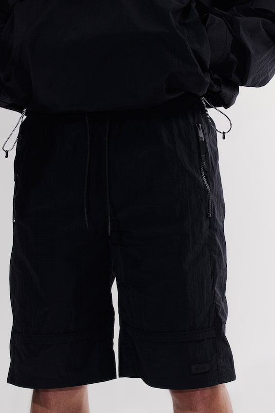 HM Wasserabweisende Sport-Shorts