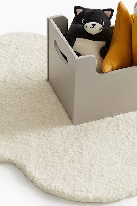 HM Wolkenförmiger Teppich