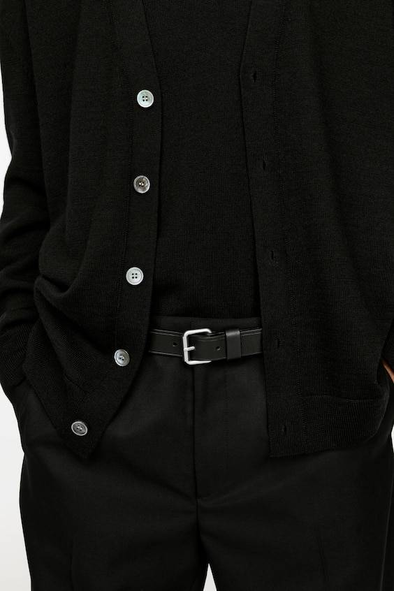 HM Wollstrickjacke Mit V-Ausschnitt