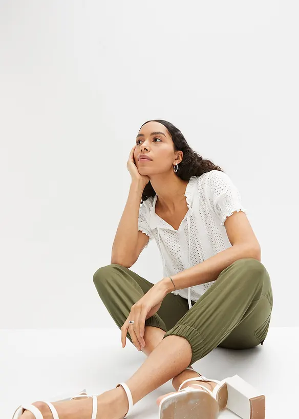 BODYFLIRT Shirt Mit Lochstickerei