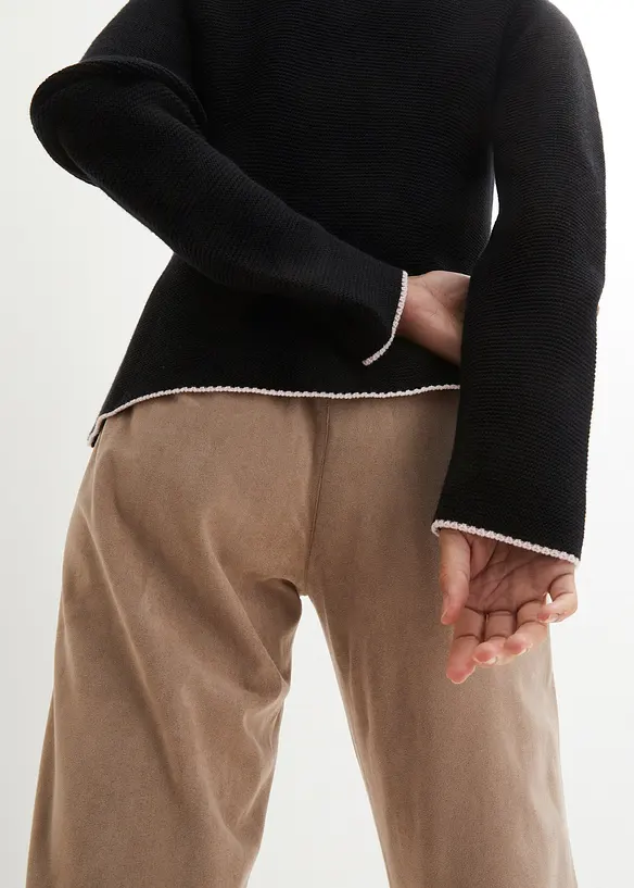 Bpc Selection Premium Hübsche Trachten-Strickjacke Mit Stickerei