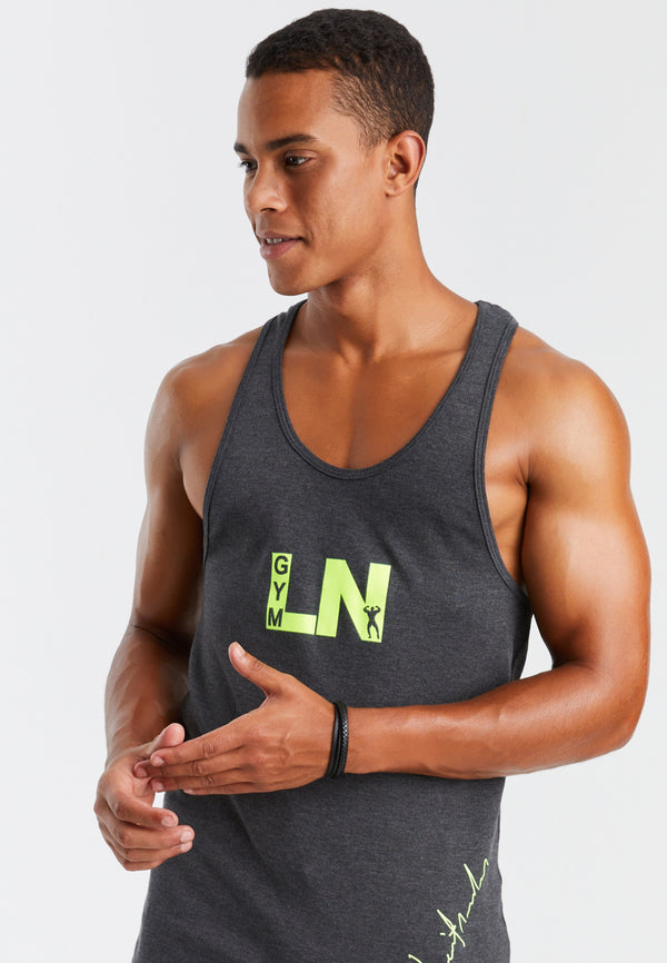 Leif Nelson Gym-Stringer
