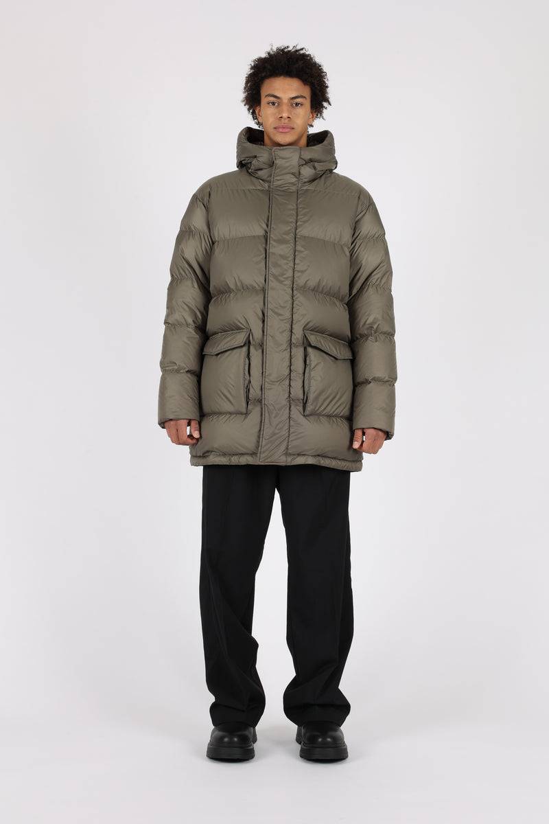 Lempelius DAUNENPARKA ARO SKU: 100064465S