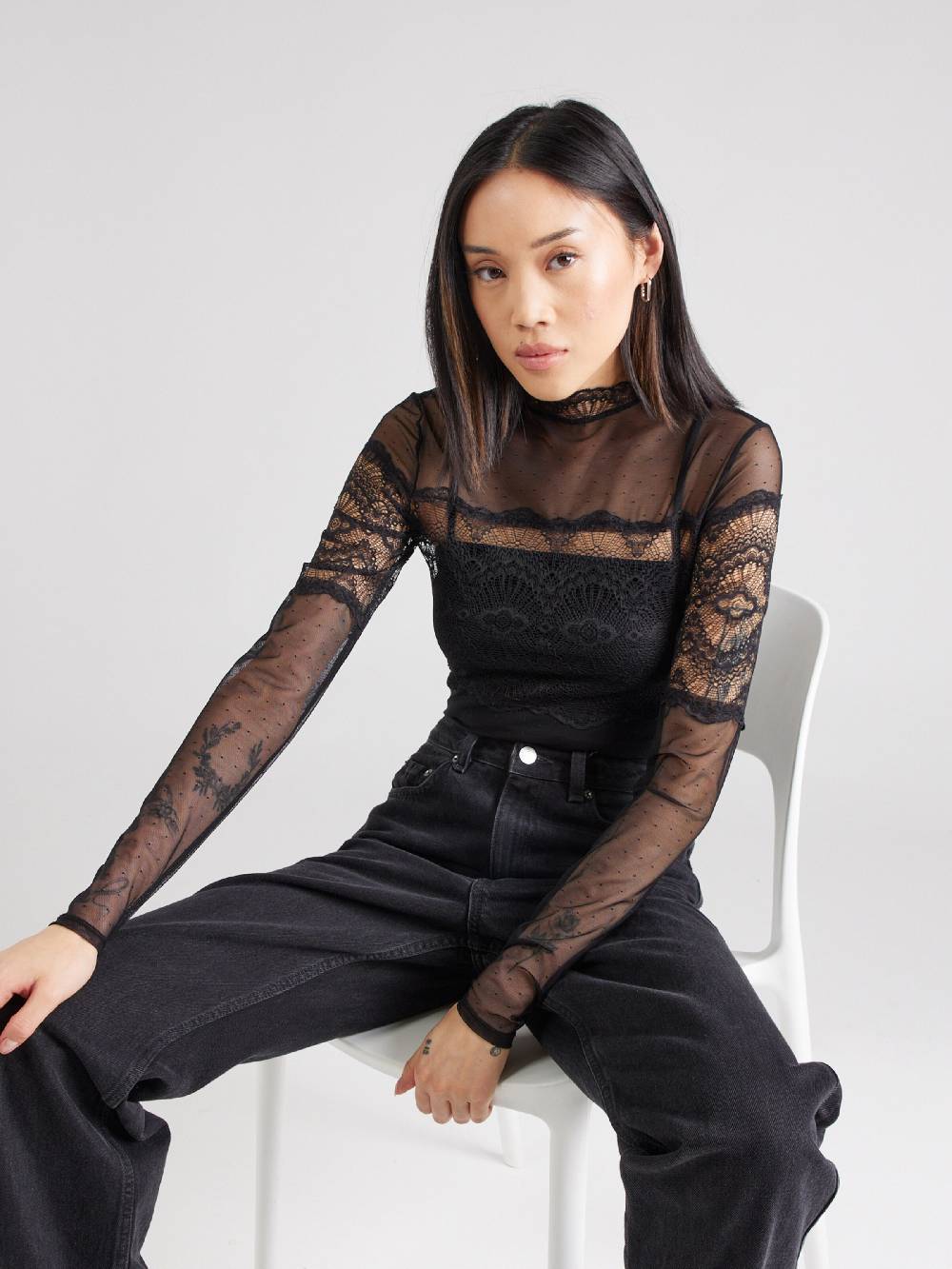 ABOUT YOU Bodysuit 'Susanne' In Black